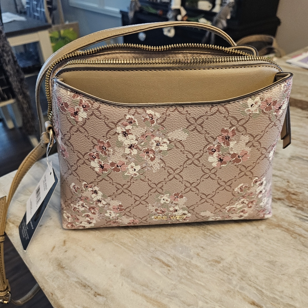 Nine west crossbody